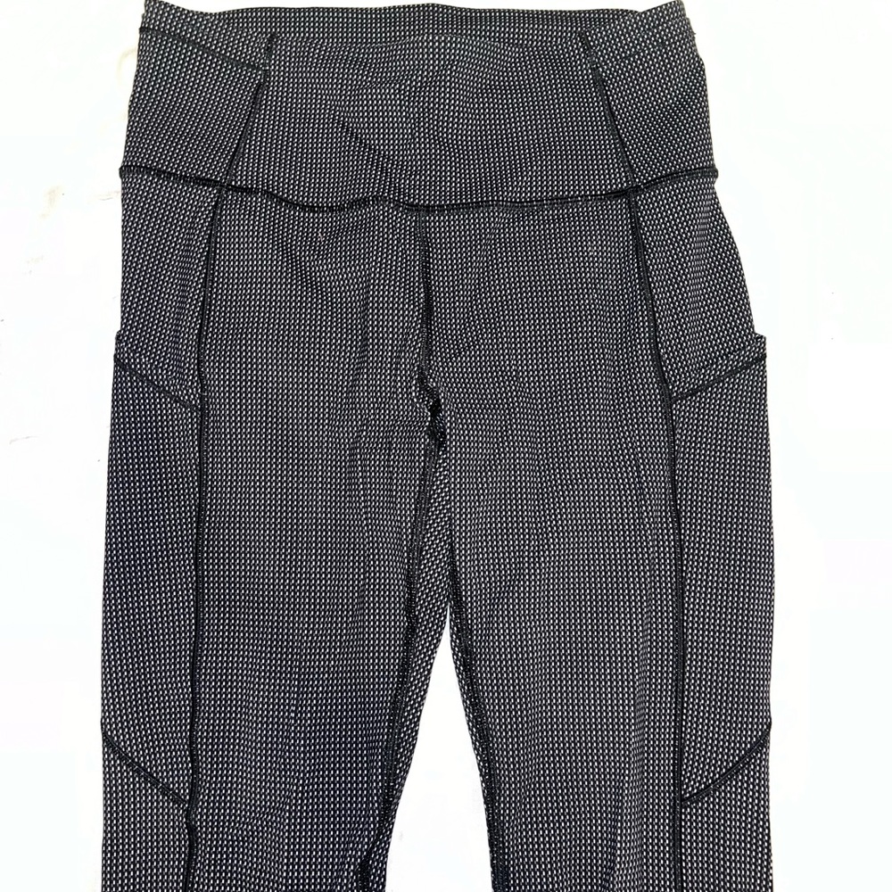Black and White Patterned Lululemon Leggings